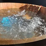 Toporowe Izby