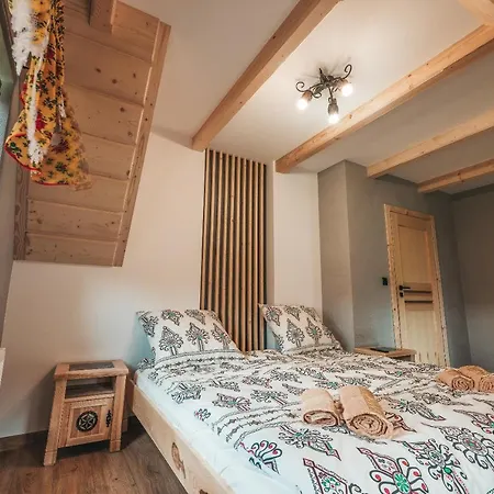 Toporowe Izby Hébergement de vacances *