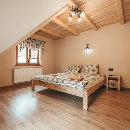 Toporowe Izby Сasa de vacaciones Groń