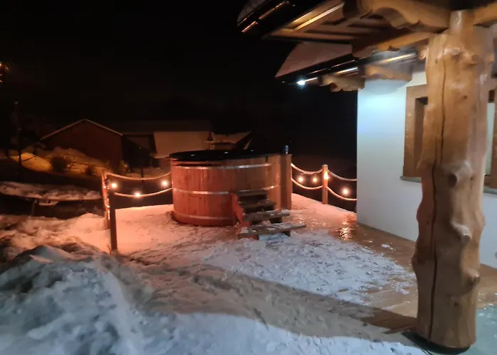 Toporowe Izby * Groń